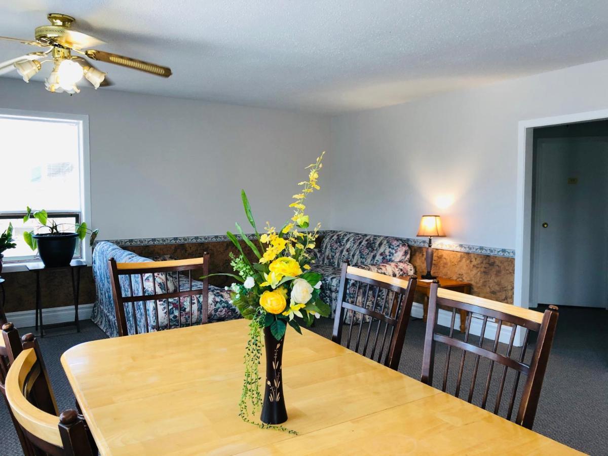 Downtown Whitehorse 2 Bedroom House Exterior foto